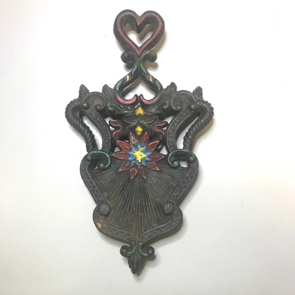Vintage Cast iron trivet star heart
